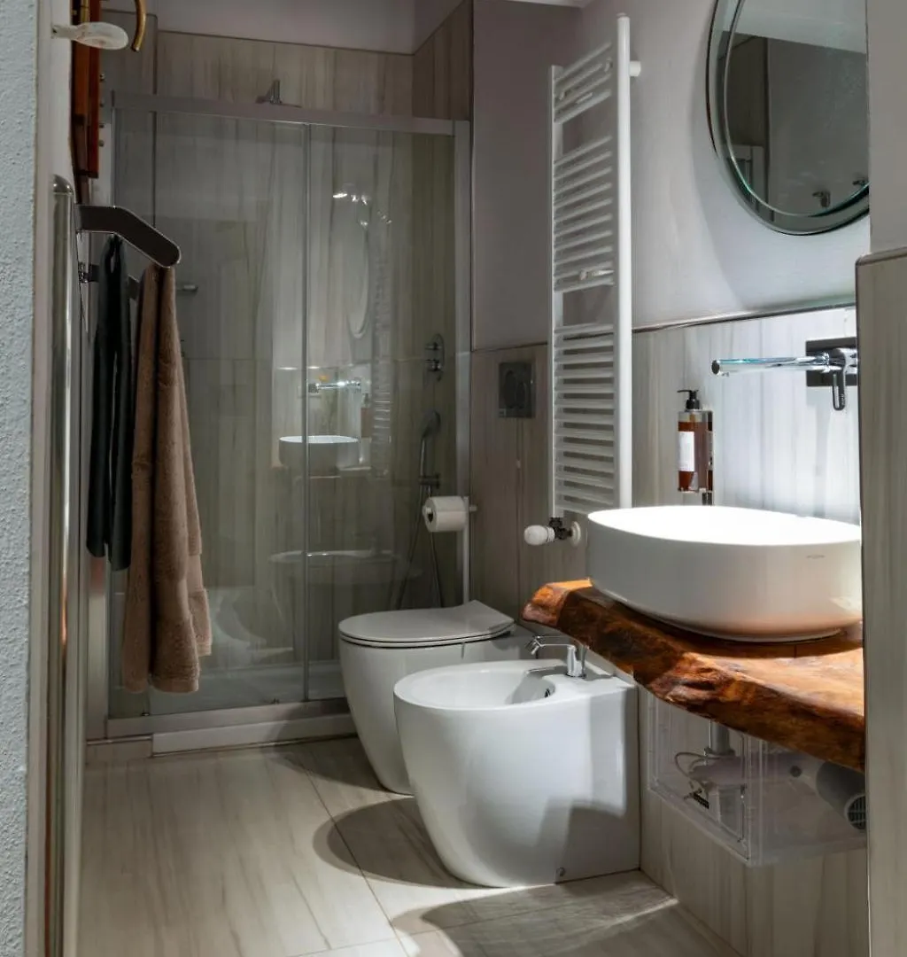 Giardino Segreto - History And Design Apartment Bologna