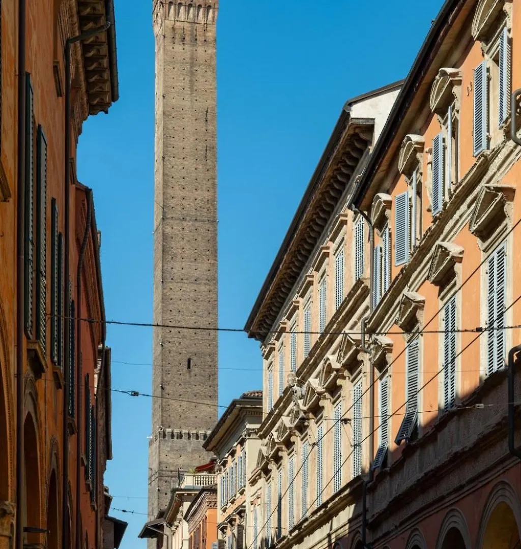 Giardino Segreto - History And Design Apartment Bologna
